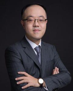 岳巍律師 專業(yè)、敬業(yè)，守護(hù)公正的法治使者